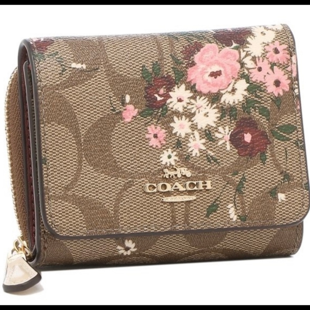 Coach trifold wallet